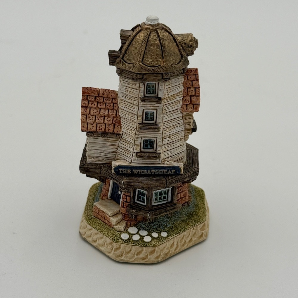 David Winter Cottages The Wheatsheaf The Dinner Party Collection D1191 EUC COA